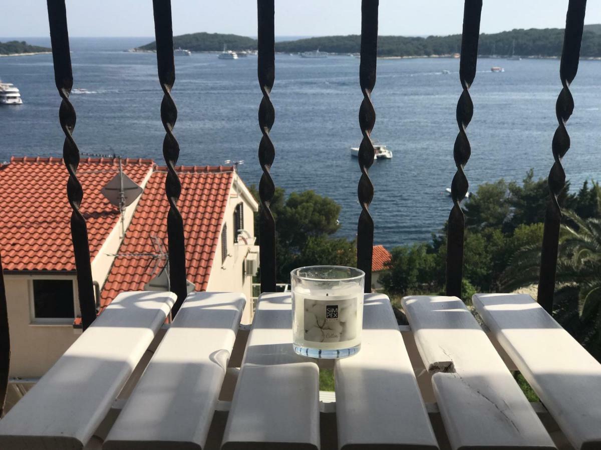 Patak's place, amazing view Appartement Hvar Town Buitenkant foto