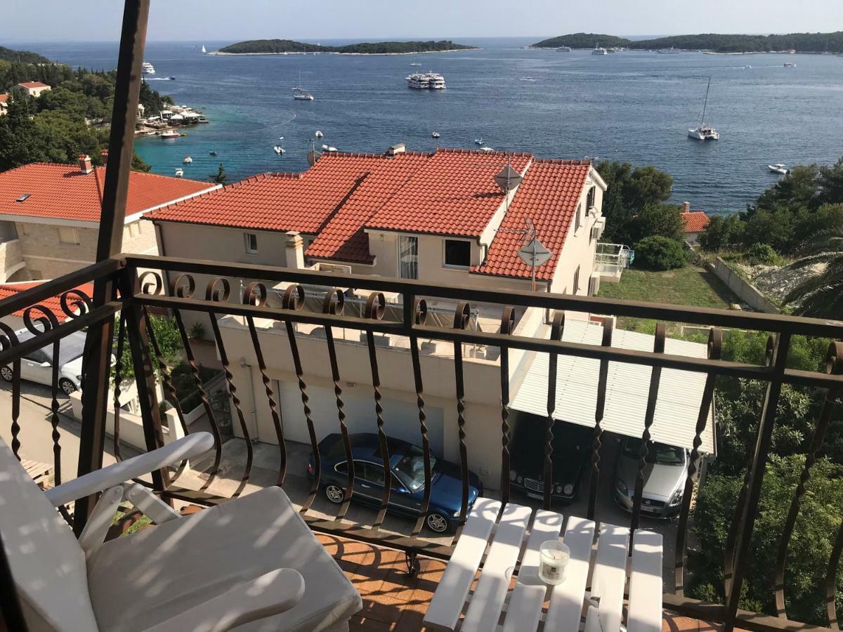 Patak's place, amazing view Appartement Hvar Town Buitenkant foto