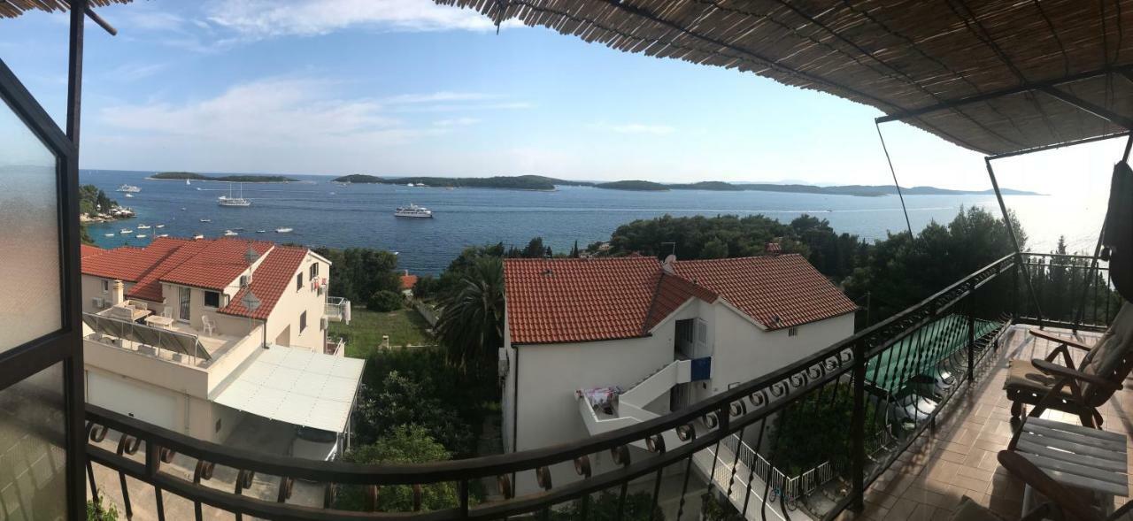 Patak's place, amazing view Hvar Town Buitenkant foto