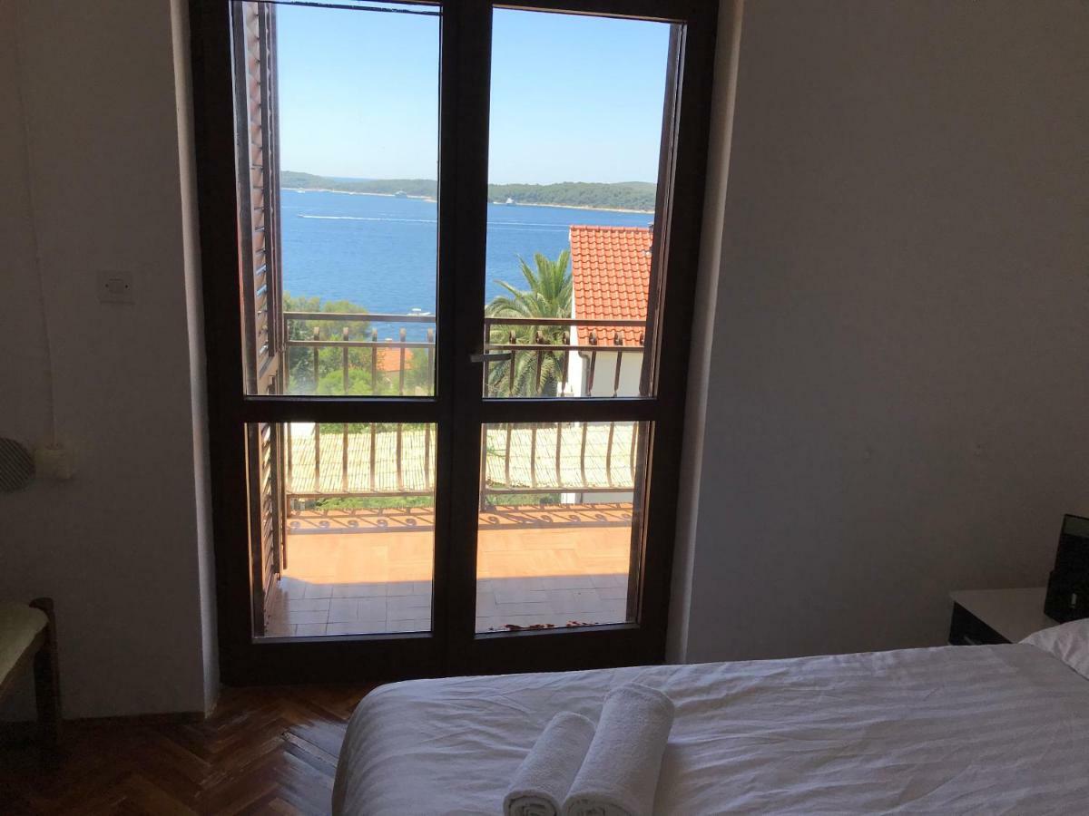 Patak's place, amazing view Hvar Town Buitenkant foto